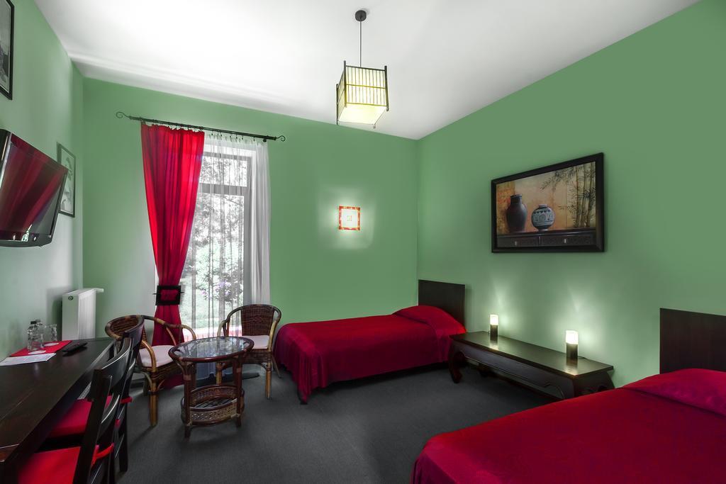 Palac Nieznanice Zabytek Goscinny Ze Spa ห้อง รูปภาพ