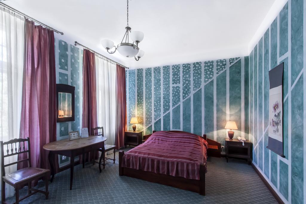 Palac Nieznanice Zabytek Goscinny Ze Spa ห้อง รูปภาพ